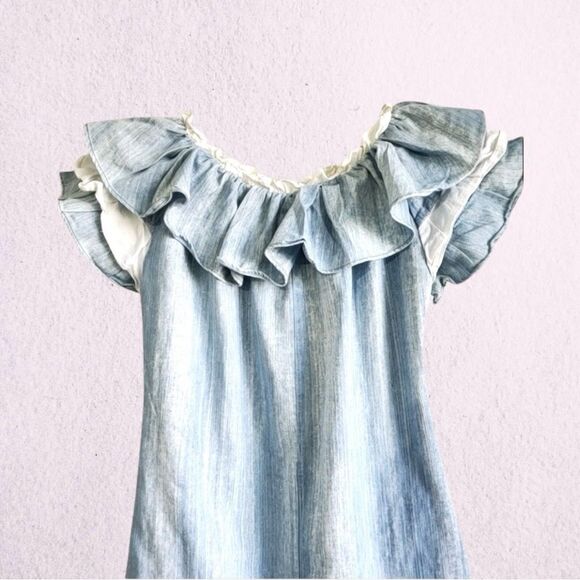 EUC TOV Los Angeles Off Shoulder Chambray Dress Ruffle Blue Size 40 M - Picture 4 of 11